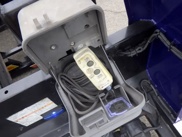 日野 デュトロ TKG-XZU720M(2WD)の写真38