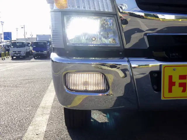 三菱 キャンター 2PG-FEB80(2WD)の写真3