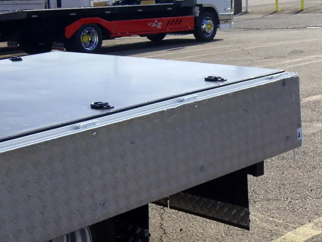 三菱 キャンター 2PG-FEB80(2WD)の写真9