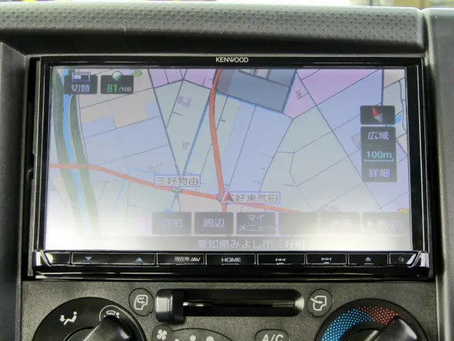 いすゞ エルフ TRG-NJR85A(2WD)の写真18