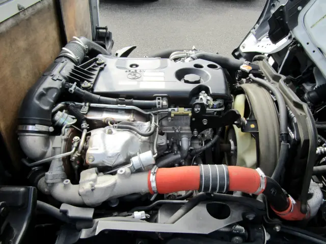 いすゞ エルフ TRG-NJR85A(2WD)の写真30