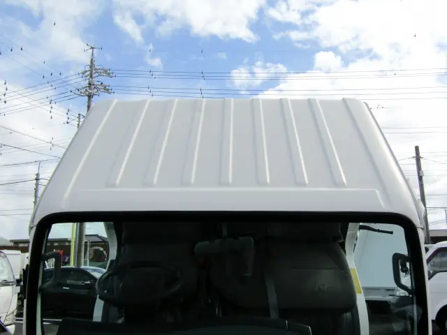 いすゞ エルフ TRG-NJR85A(2WD)の写真32