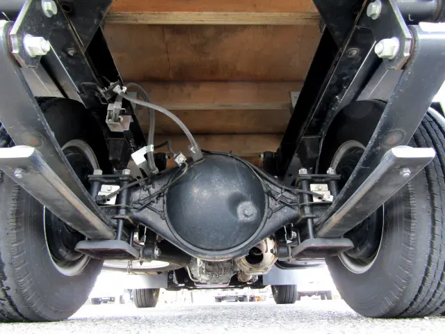 いすゞ エルフ TRG-NJR85A(2WD)の写真36