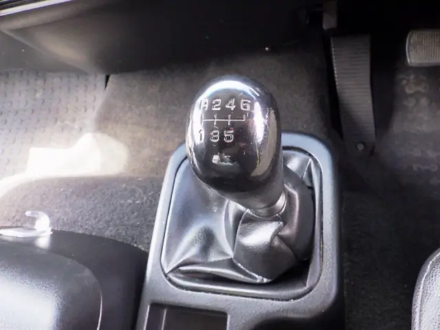 三菱 ファイター 2KG-FK61F(2WD)の写真14