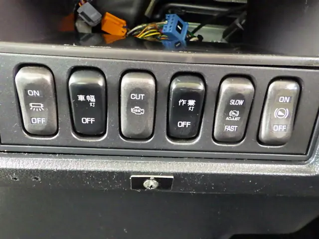 三菱 ファイター 2KG-FK61F(2WD)の写真17