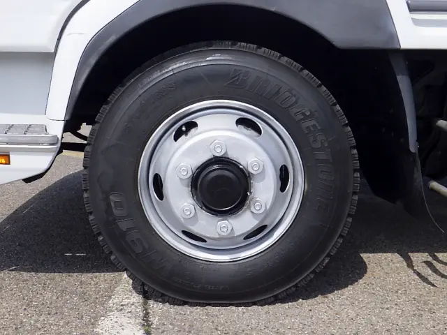 三菱 ファイター 2KG-FK61F(2WD)の写真24