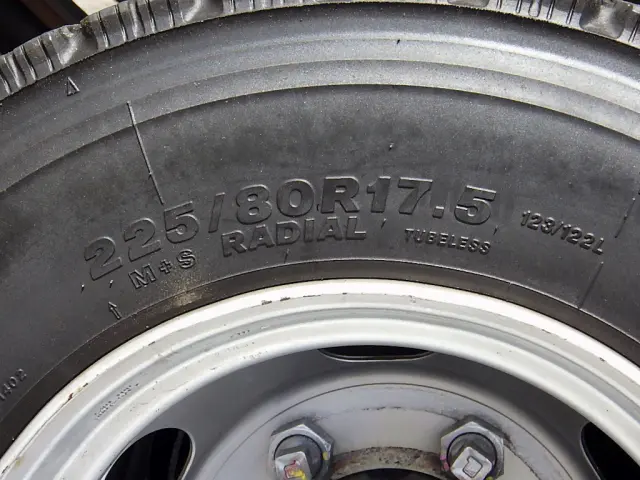 三菱 ファイター 2KG-FK61F(2WD)の写真25