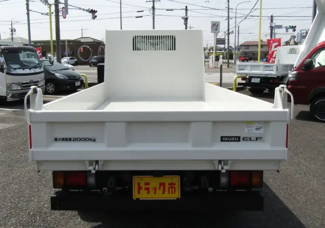 4ナンバーサイズで小回りラクラク♪狭い現場で活躍するダンプカーです♪|いすゞ エルフ 2RG-NJR88AT(2WD)の写真5