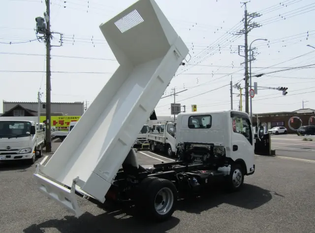 ピッカピカです☆|いすゞ エルフ 2RG-NJR88AT(2WD)の写真7