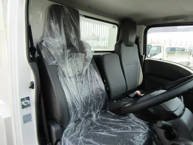 いすゞ エルフ 2RG-NJR88AT(2WD)の写真14