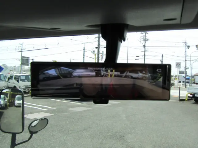 いすゞ エルフ 2RG-NJR88AT(2WD)の写真21