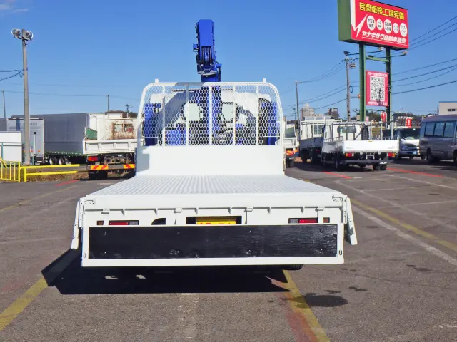 いすゞ エルフ 2RG-NPR88YN(2WD)の写真7