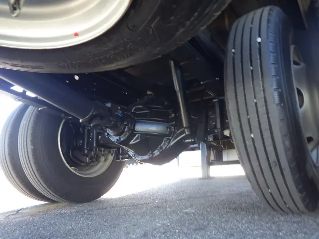 いすゞ エルフ 2RG-NPR88YN(2WD)の写真25