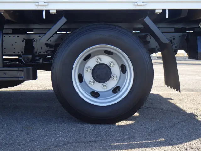 いすゞ エルフ 2RG-NPR88YN(2WD)の写真28