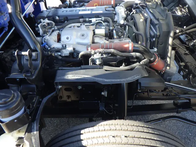 いすゞ エルフ 2RG-NPR88YN(2WD)の写真33