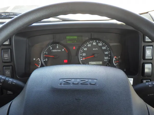 いすゞ エルフ 2RG-NPR88YN(2WD)の写真49