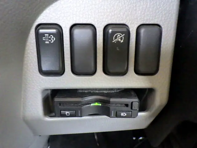 三菱 キャンター 2PG-FEB80(2WD)の写真33