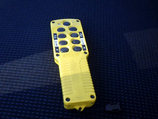 三菱 キャンター 2PG-FEB80(2WD)の写真50