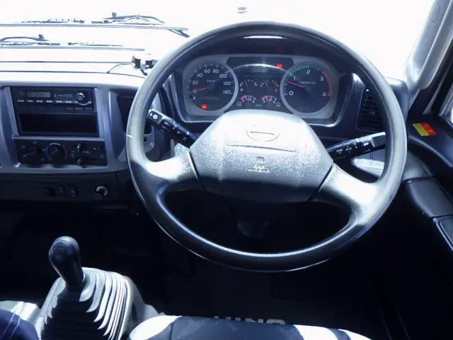 日野 レンジャー TKG-FC9JKAP(2WD)の写真18