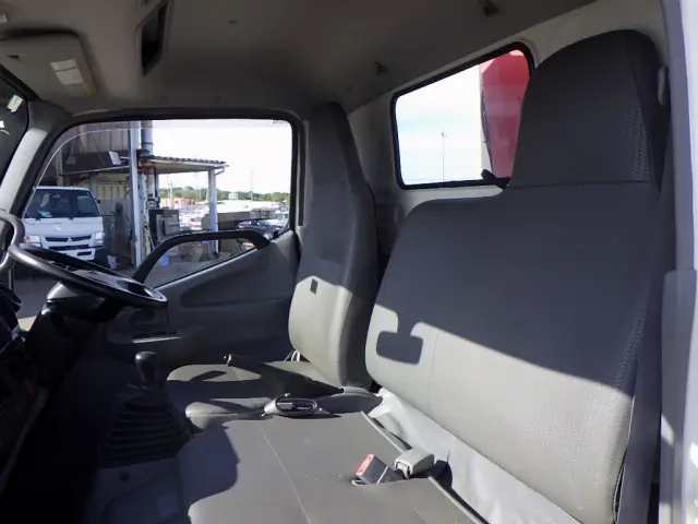 トヨタ ダイナ TKG-XZU650(2WD)の写真19