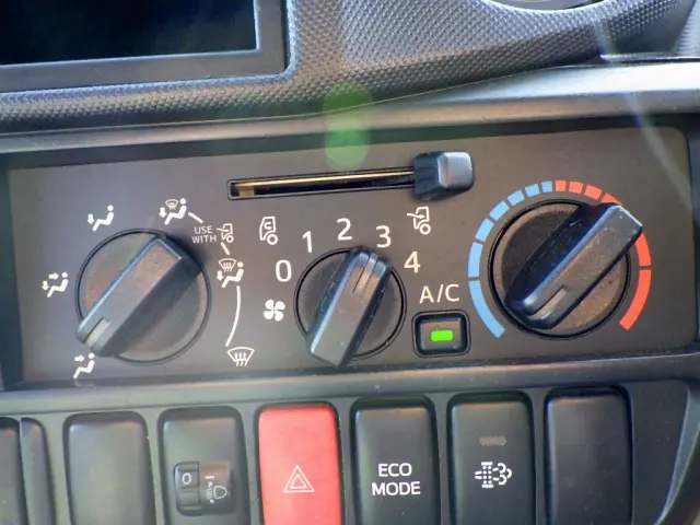 トヨタ ダイナ TKG-XZU650(2WD)の写真25