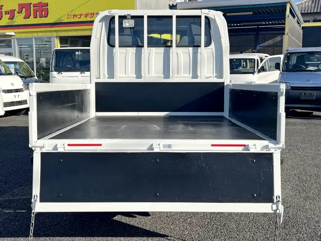 日産 アトラス 2RG-AHR88A(2WD)の写真6