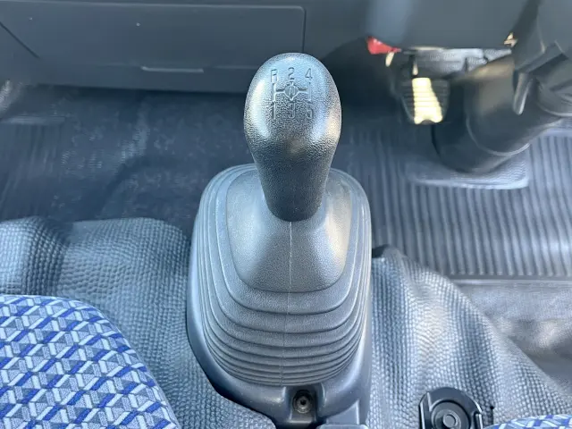 日産 アトラス 2RG-AHR88A(2WD)の写真17