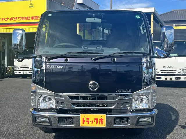 ４０００ｃｃのディーゼルターボエンジンにATミッションを搭載☆AT限定免許で運転が可能です♪|日産 アトラス 2RG-AHR88A(2WD)の写真2
