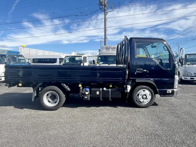 豪華装備が魅力の上位グレード「カスタム」！！満足度の高い平ボディーです☆|日産 アトラス 2RG-AHR88A(2WD)の写真4