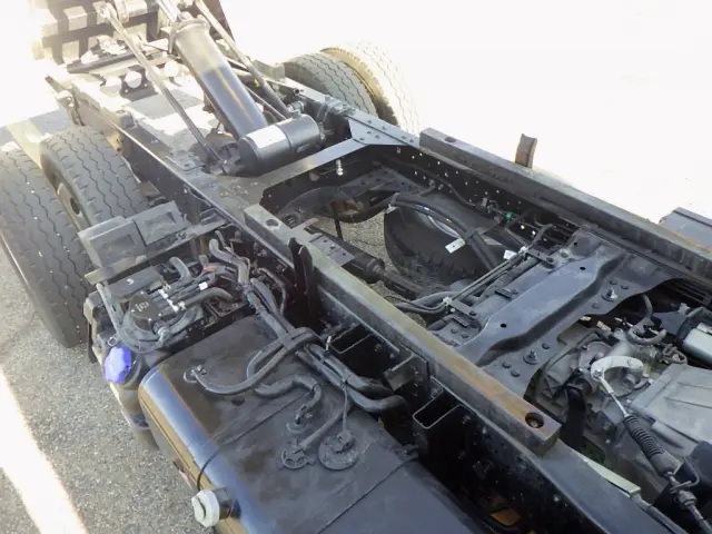 いすゞ エルフ 2RG-NKR88AN(2WD)の写真14