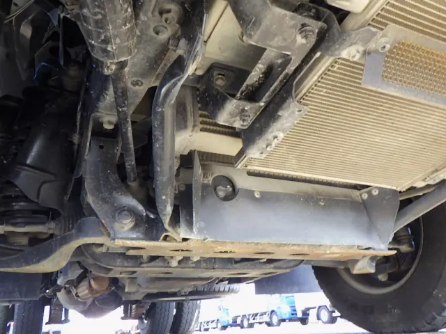 いすゞ エルフ 2RG-NKR88AN(2WD)の写真30