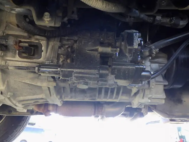 いすゞ エルフ 2RG-NKR88AN(2WD)の写真31