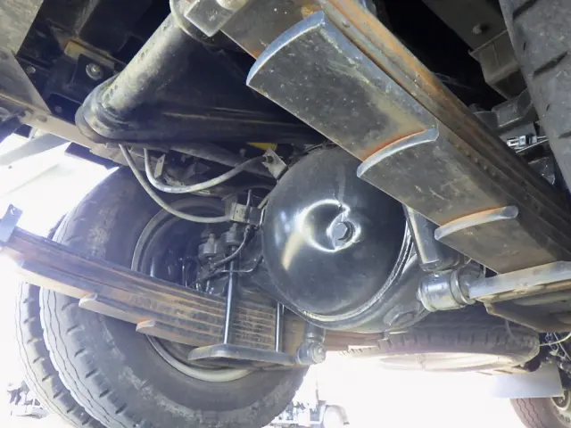 いすゞ エルフ 2RG-NKR88AN(2WD)の写真33