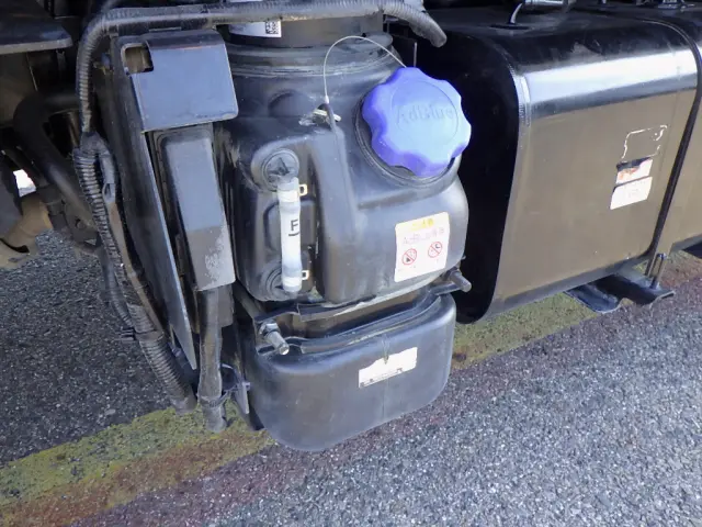 いすゞ エルフ 2RG-NKR88AN(2WD)の写真49