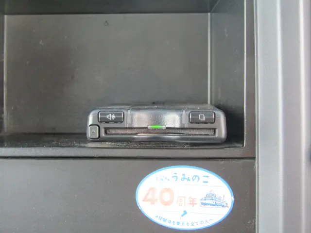 いすゞ エルフ 2RG-NKR88A(2WD)の写真25