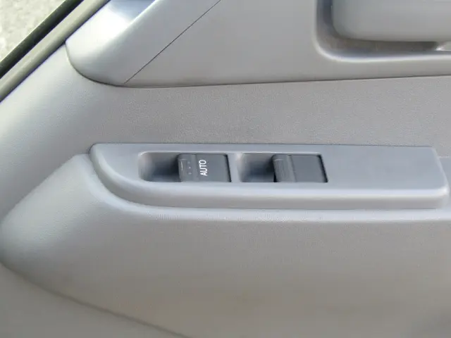 いすゞ エルフ 2RG-NKR88A(2WD)の写真27