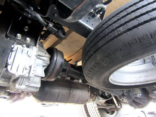 いすゞ エルフ 2RG-NKR88A(2WD)の写真36