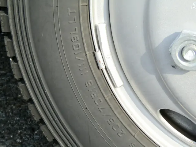 いすゞ エルフ 2RG-NKR88A(2WD)の写真41