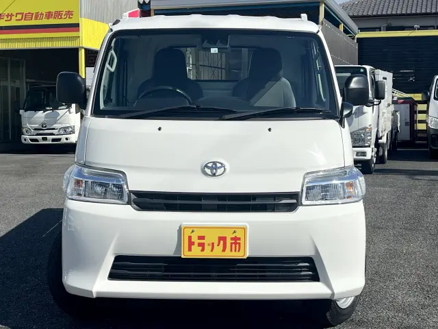 トヨタ タウンエーストラック 5BF-S403U(2WD)の写真2