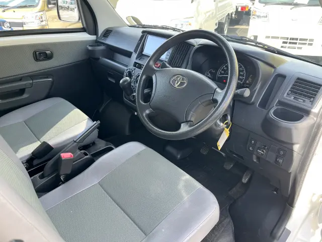トヨタ タウンエーストラック 5BF-S403U(2WD)の写真13