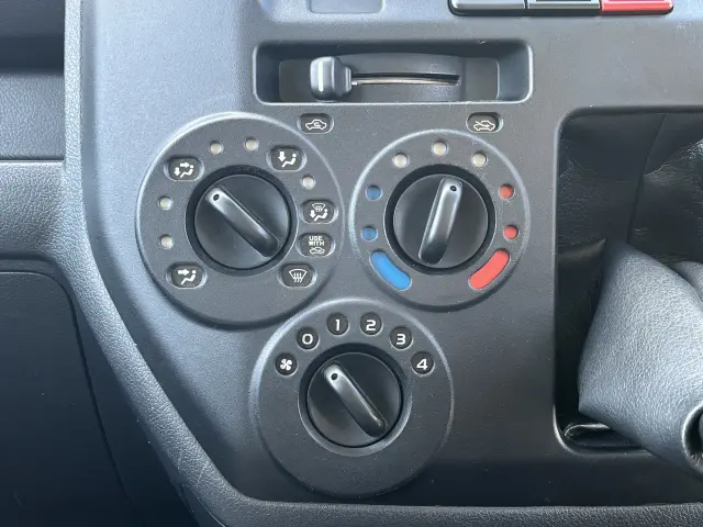 トヨタ タウンエーストラック 5BF-S403U(2WD)の写真22