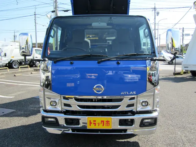 ３０００ｃｃのディーゼルターボエンジンにATミッションを搭載☆AT限定免許で運転が可能です♪|日産 アトラス 2RG-AKR88AD(2WD)の写真2