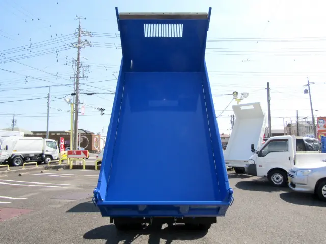 ね？キレイでしょう？！|日産 アトラス 2RG-AKR88AD(2WD)の写真12