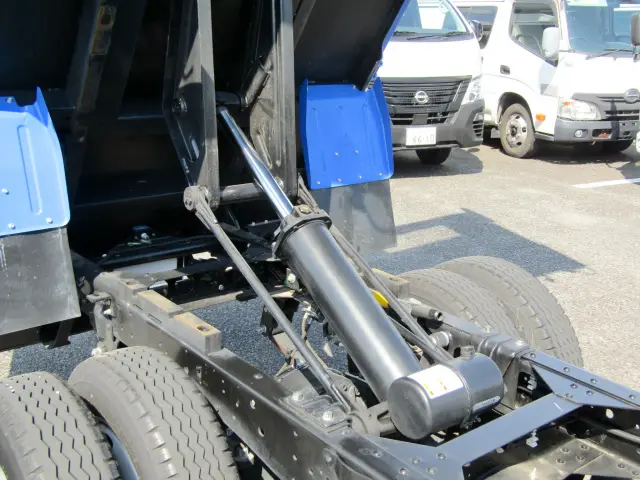 もちろんオイル漏れなどもありません♪安心して御注文下さい！|日産 アトラス 2RG-AKR88AD(2WD)の写真14