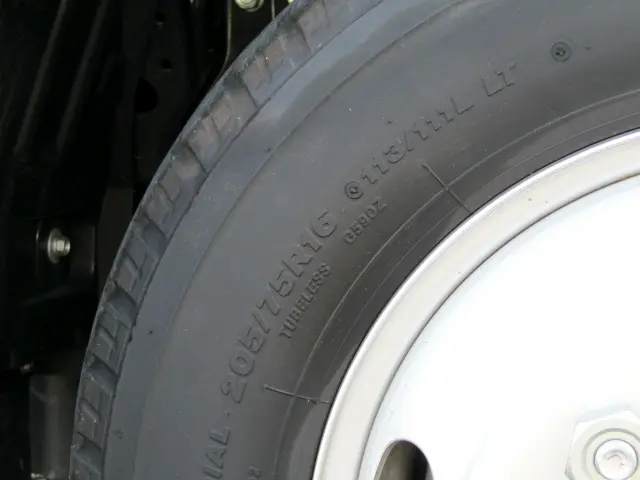 日産 アトラス 2RG-AKR88AD(2WD)の写真43