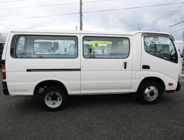 ハイエースでは耐えられない重量物でも、軽々と運搬できる頼れる1台です☆|日野 デュトロ TKG-XZC605Y(2WD)の写真5