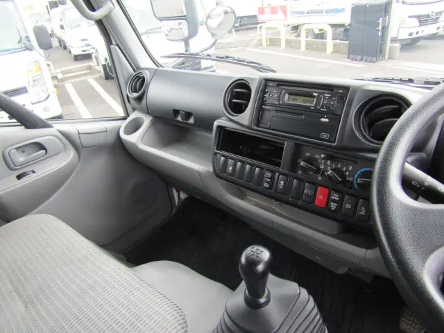 日野 デュトロ TKG-XZC605Y(2WD)の写真19