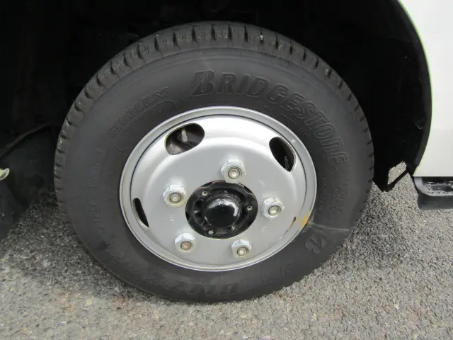 日野 デュトロ TKG-XZC605Y(2WD)の写真32