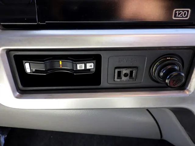 UD コンドル QKG-PK39LH(2WD)の写真21