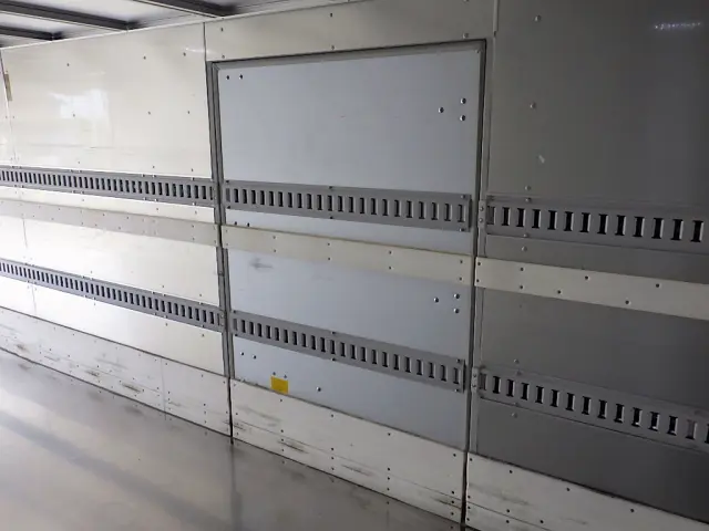 日野 レンジャー 2KG-FC2ABA(2WD)の写真16